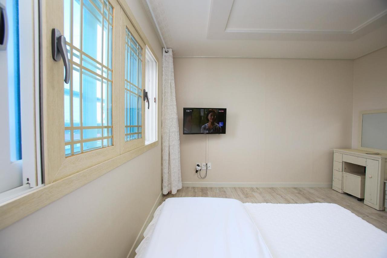 Haeneoul Villa Сеогвипо Екстериор снимка