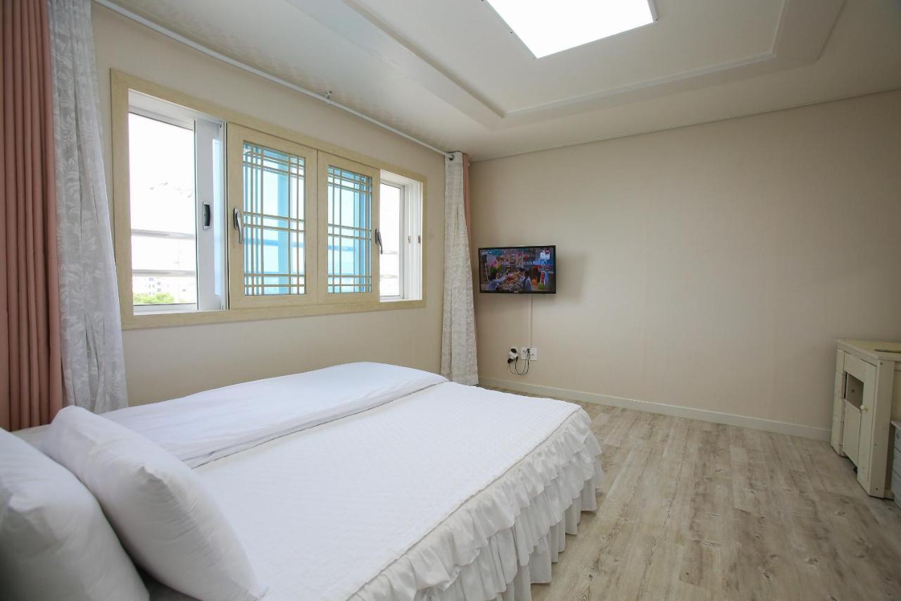 Haeneoul Villa Сеогвипо Екстериор снимка