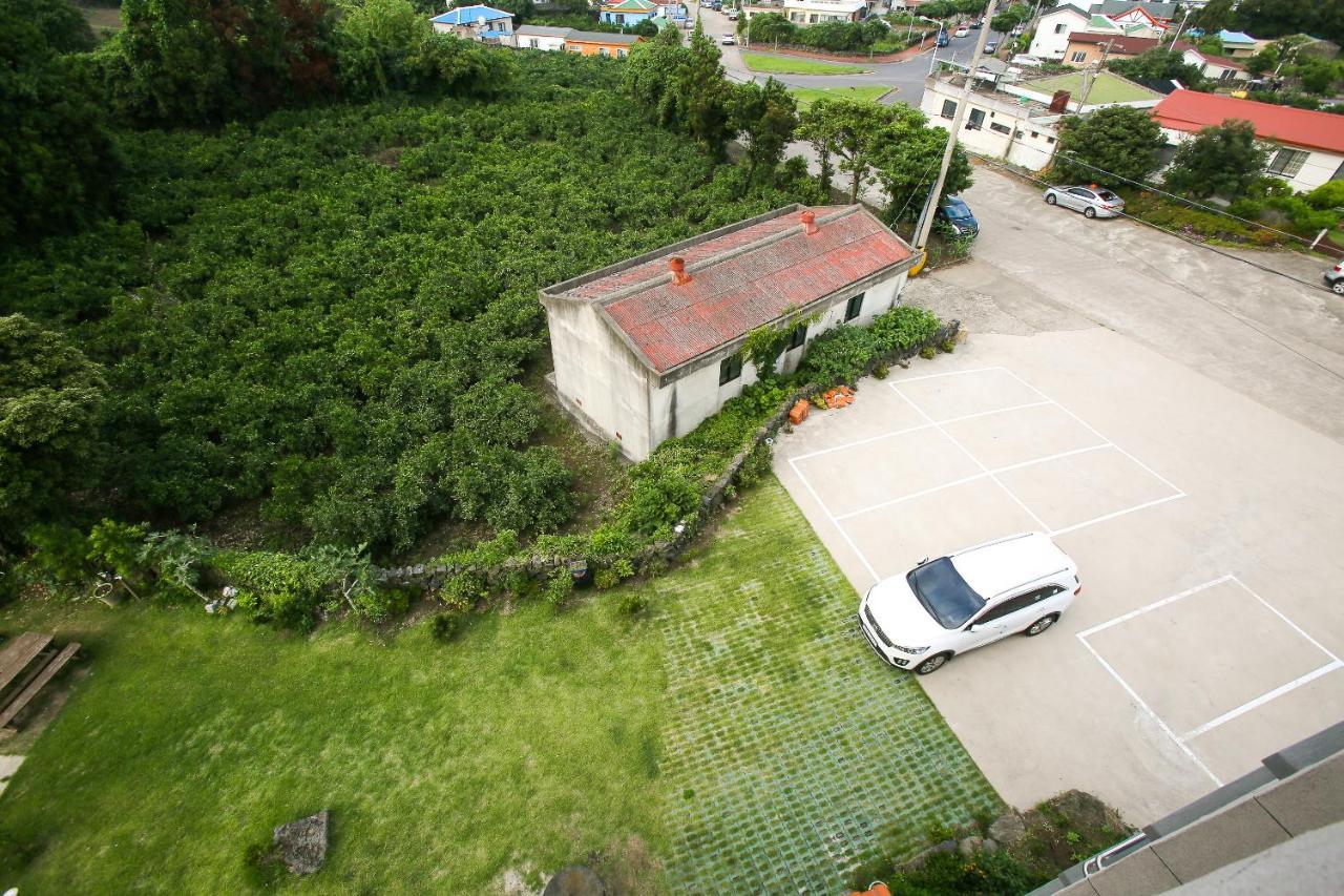 Haeneoul Villa Сеогвипо Екстериор снимка