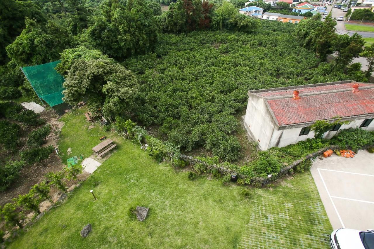 Haeneoul Villa Сеогвипо Екстериор снимка